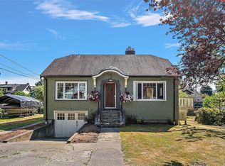 81 Logan Ave, Saanich, BC V9A 1H4