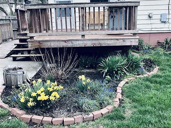 3rd image of 7114 Chandler Acres Dr