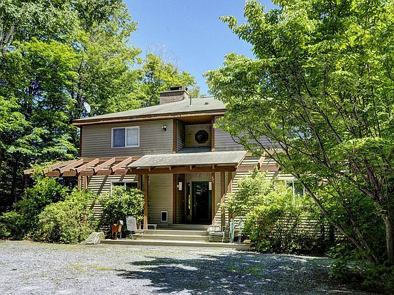 1009 Exterior Front - Copy - Copy - Copy