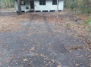 710 Charles Shuman Rd, Pembroke, GA 31321