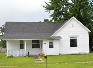 607 Ohio St, Walkerton, IN 46574