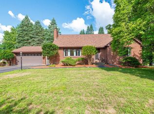 51 Old Troy Rd, East Greenbush, NY 12061