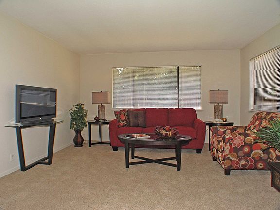 5th image of 5233 Lincoln Villa Way