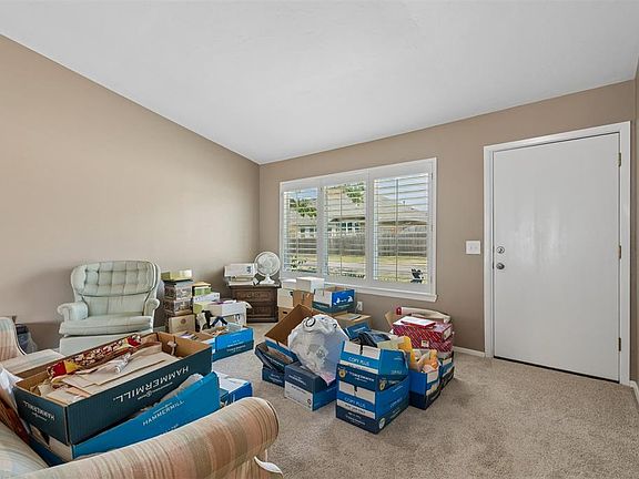 5th image of 2825 Indian Creek Blvd