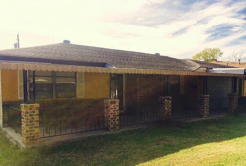 1st image of 2101 Duff Dr