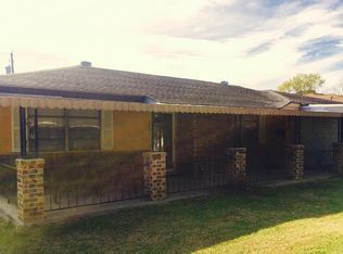 2101 Duff Dr, Port Arthur, TX 77642