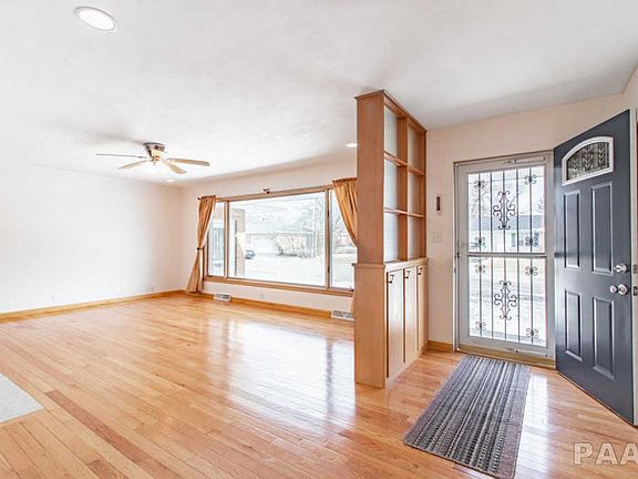 4th image of 108 E Fernwood St