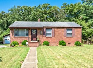 102 Clayman Rd, Sandston, VA 23150