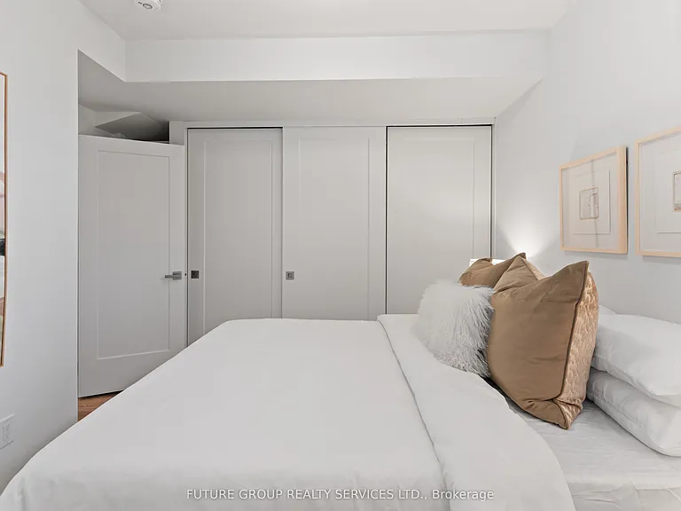 15 Acorn Ave #1 — Photo 17