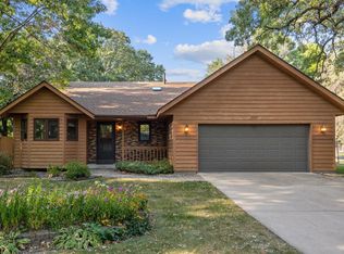 2002 High Dr, Sauk Rapids, MN 56379