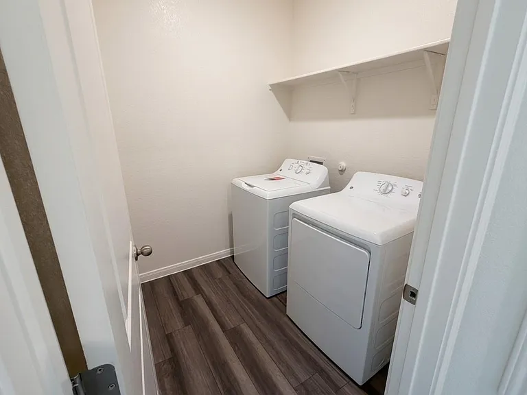 616 Wesley Miller Ln — Photo 14