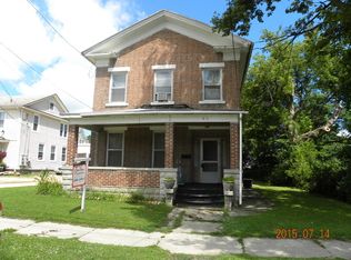 413 W 3rd St, Dixon, IL 61021