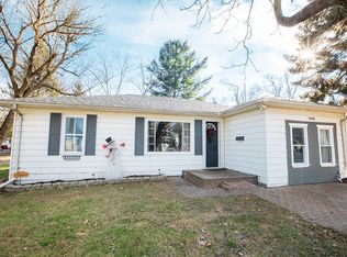 1040 Granger St, Fenton, MI 48430