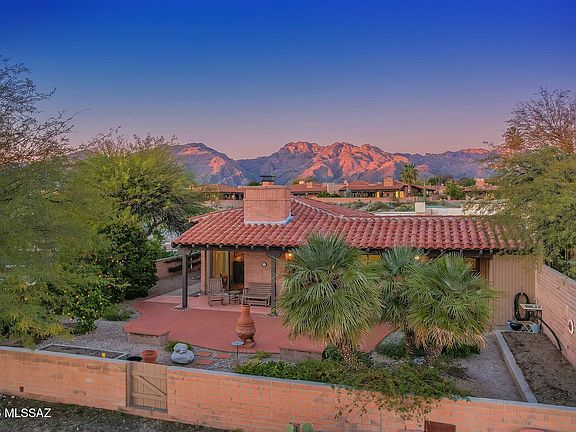 2nd image of 6800 E Loma Del Bribon
