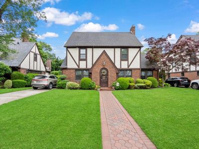 107 Wickham Road, Garden City, NY, 11530