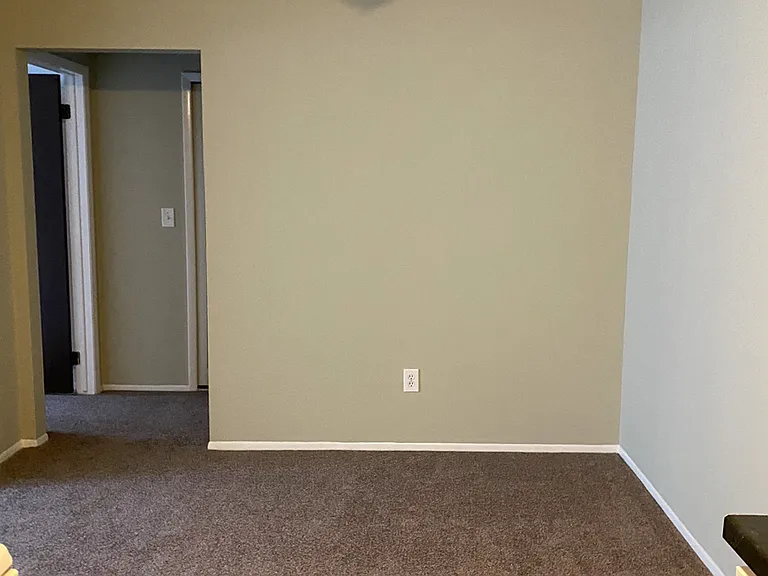 Medford Place Apartments — Photo 10