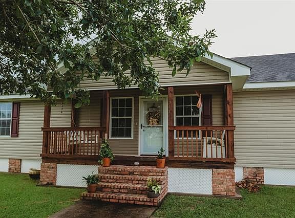 4th image of 7446 Columbia Dr