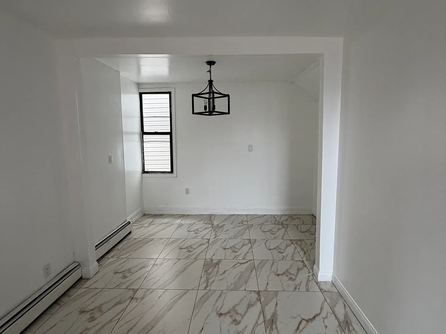 3 bed, $2,200 — Photo 3