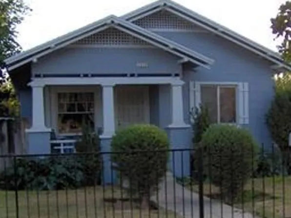 3620 E Illinois Ave, Fresno, CA 93702