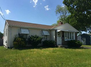 31 Colony Rd, Riverside, RI 02915