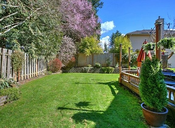 4th image of 22118 NE 11th Pl