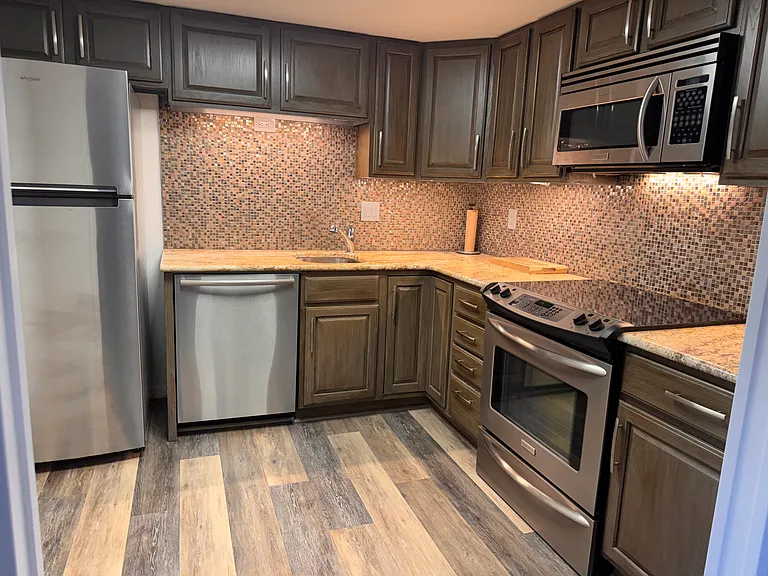 875 S Donner Way #710 — Photo 8