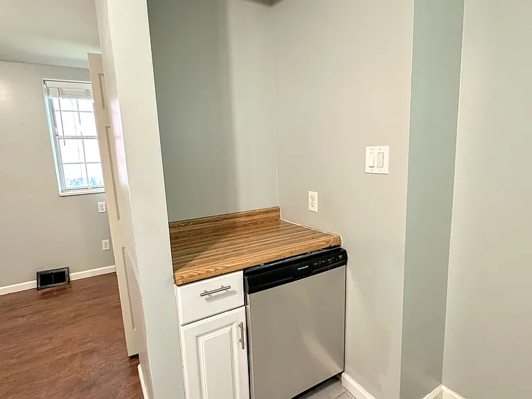 5504 Hays St #1 — Photo 7