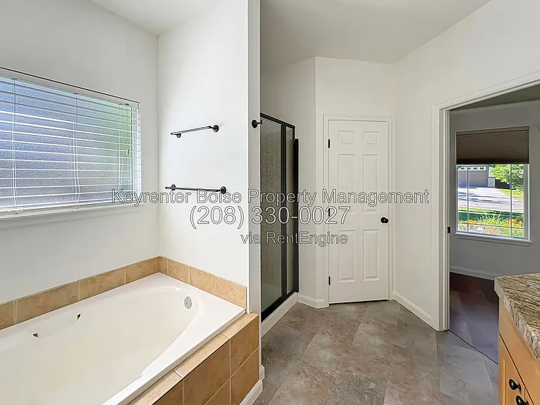 650 E Whitney Ct — Photo 22