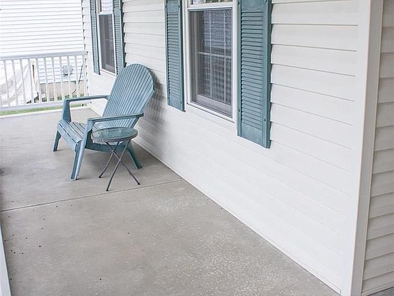 4th image of 1766 Coachway Ln
