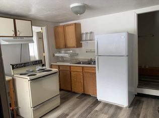 643 Bottles St #2, North Pole, AK 99705