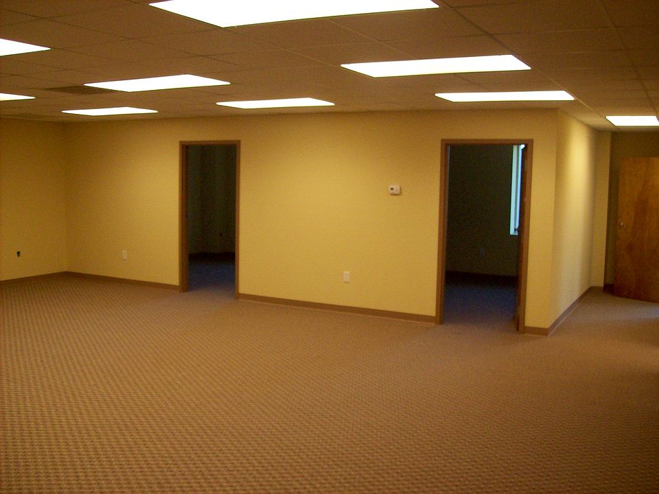 1550 sq ft