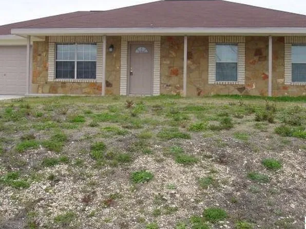 176 Hollys Way, San Marcos, TX 78666