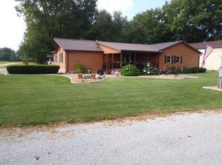 12083 Tally Ct, Macon, IL 62544