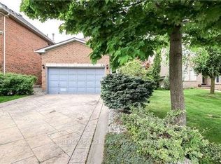 36 Eagleridge Dr, Brampton, ON L6R 1G4