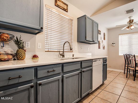 3rd image of 3640 W Sunglade Dr