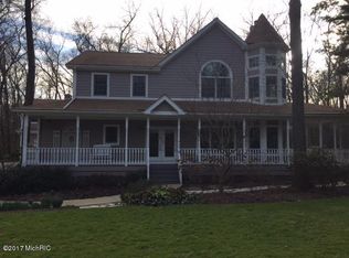 18360 Forest Beach Dr, New Buffalo, MI 49117