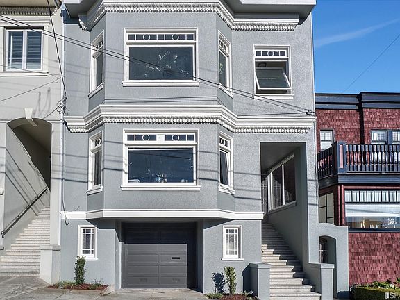 2nd image of 818 35th Ave