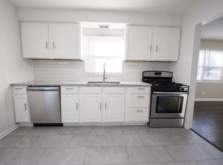 5789 Porter Rd, North Olmsted, OH 44070