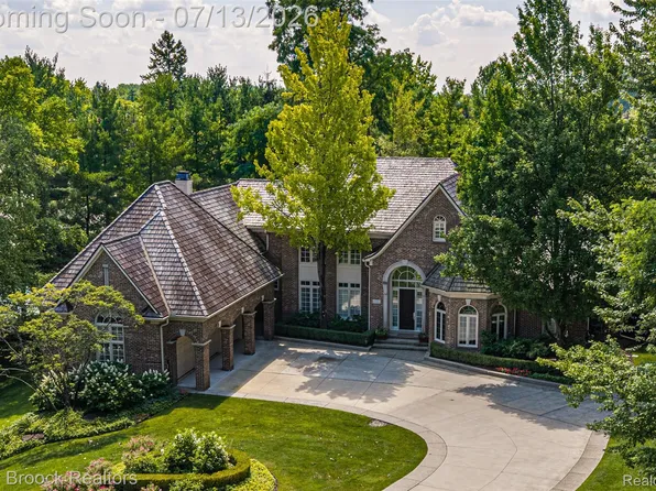 1465 Quarton Ridge Cir, Bloomfield Hills, MI 48301
