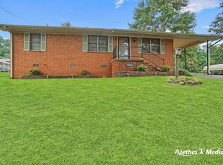 1303 May St, Morrilton, AR 72110