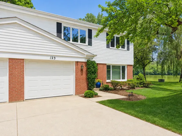 123 N Peartree Ln, Arlington Heights, IL 60004