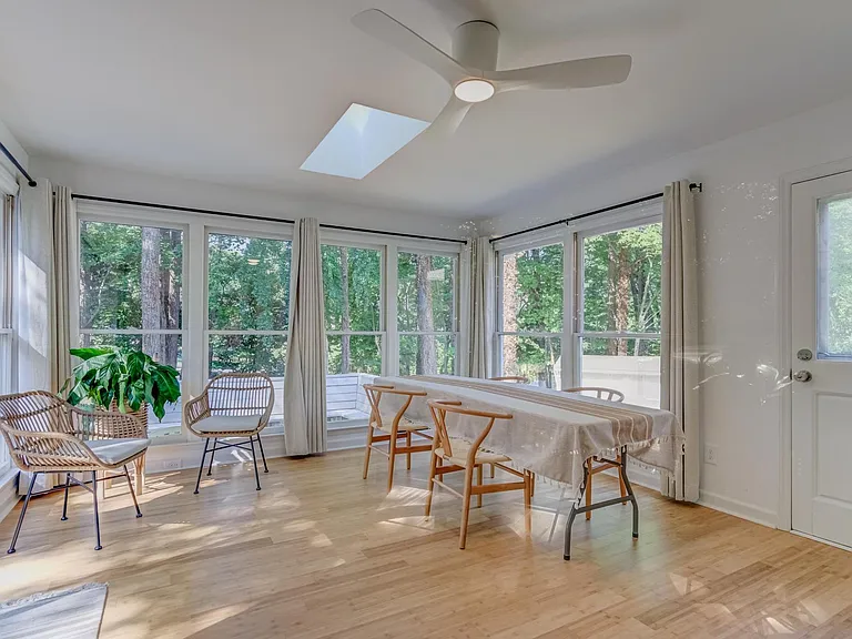 5600 Laniel Ct — Photo 11