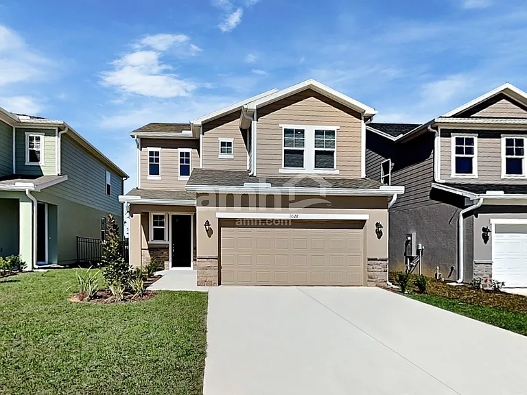 1028 Grafton Ridge Dr — Photo 1