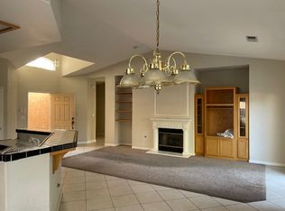 6560 E Inyo St, Fresno, CA 93727