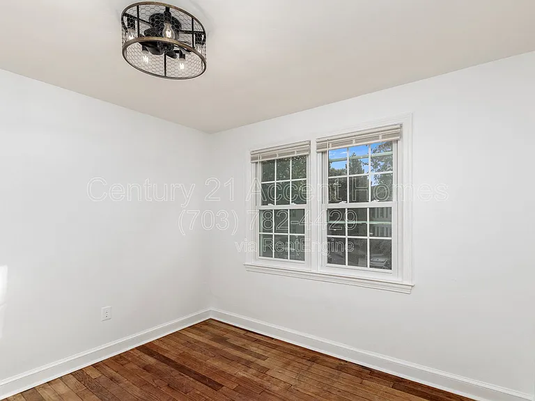 1303 S Walter Reed Dr #201 — Photo 26