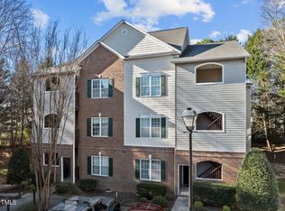 7018 Sandy Forks Rd APT 302, Raleigh, NC 27615