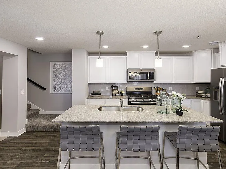 8051 Abercrombie Ln — Photo 3