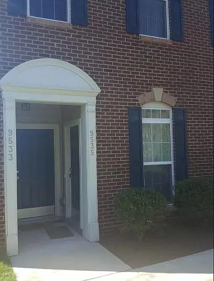 9535 S Hall Ter — Photo 1