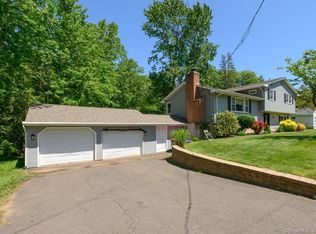 89 Dee Ave, Meriden, CT 06451