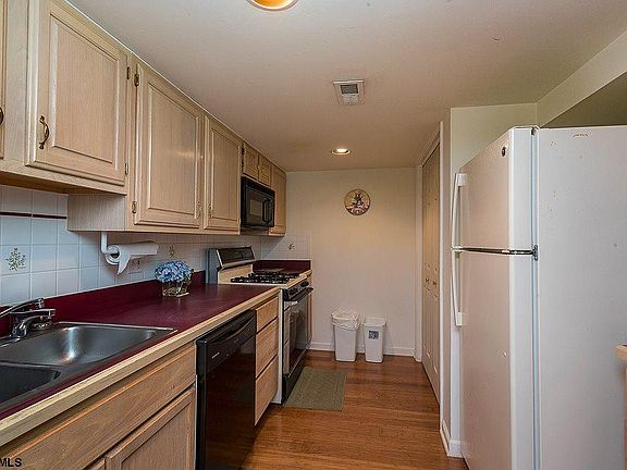 5th image of 5447 Central Ave Unit 1C